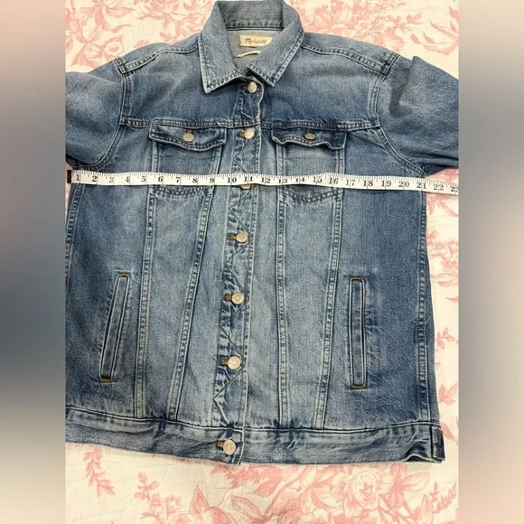 Madewell Oversized medium wash Denim Jean Jacket Size M - Picture 8 of 12